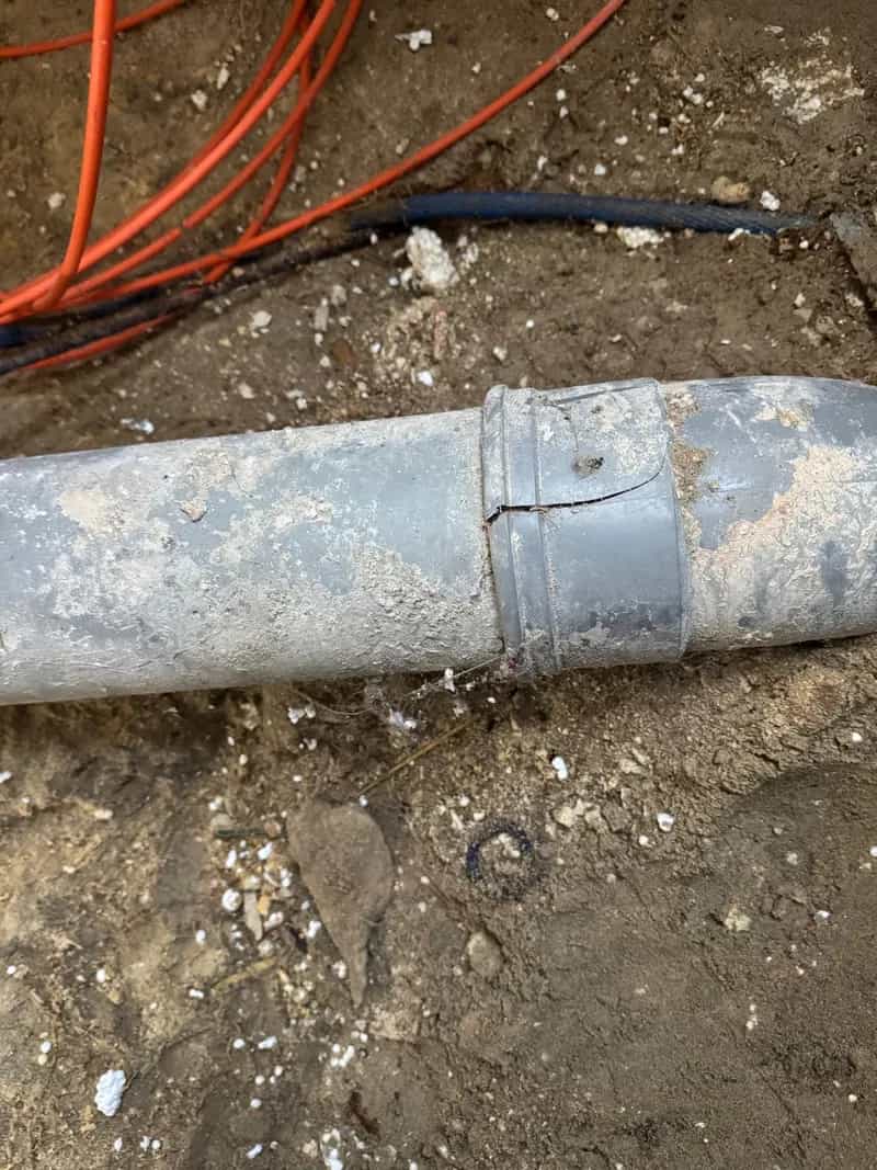 Rioolbuis reparatie door ervaren specialist van 247 Ontstopper